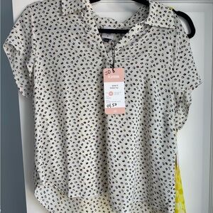 CAbi Pebble Top multi color pattern Button Down Shirt
